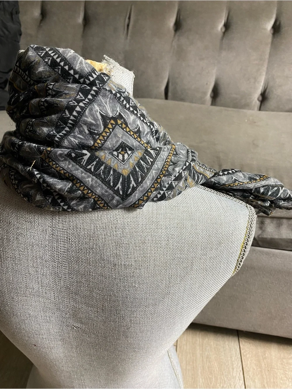 Steve Madden Paisley Fringe Scarf Muffler Wrap Black Gray Boho Geometric